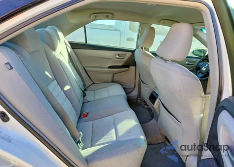 2016 Toyota Camry Le z USA, uszkodzony, nr VIN 4T4BF1FK5GR559747